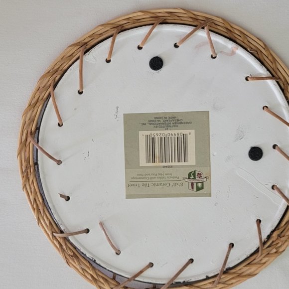 2 Tradewind Bay Ceramic Tile Trivet Round 8X8 Wicker woven around edges - Picture 2 of 2